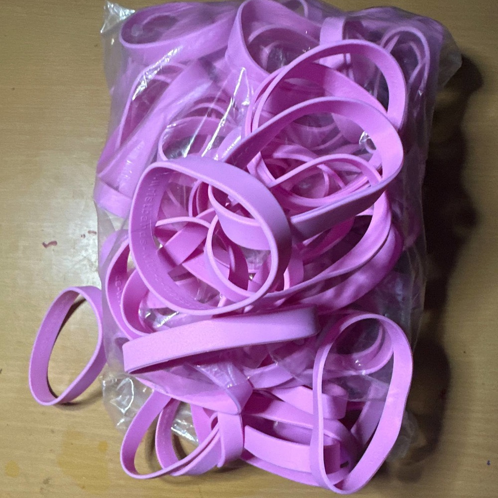 110 Pink silicone wrist bands